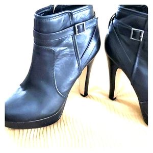 Madden Girl heeled booties